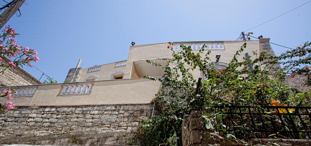 Erontas Vila Aryiroúpolis Exterior foto